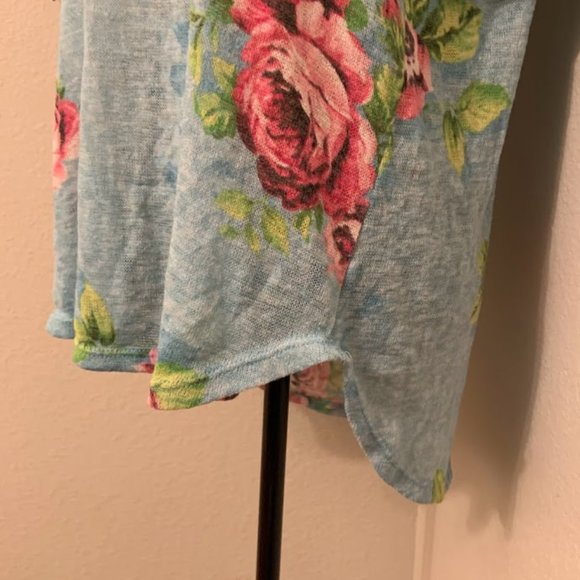 Floral Knitted High Low Blouse: Ladies L - Picture 5 of 5